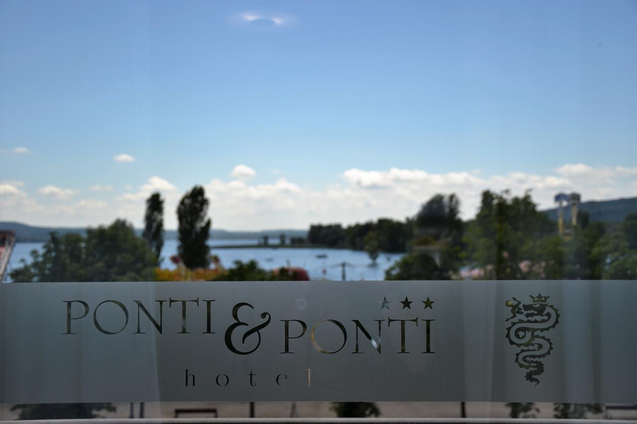 Hotel Ponti Angera Bagian luar foto