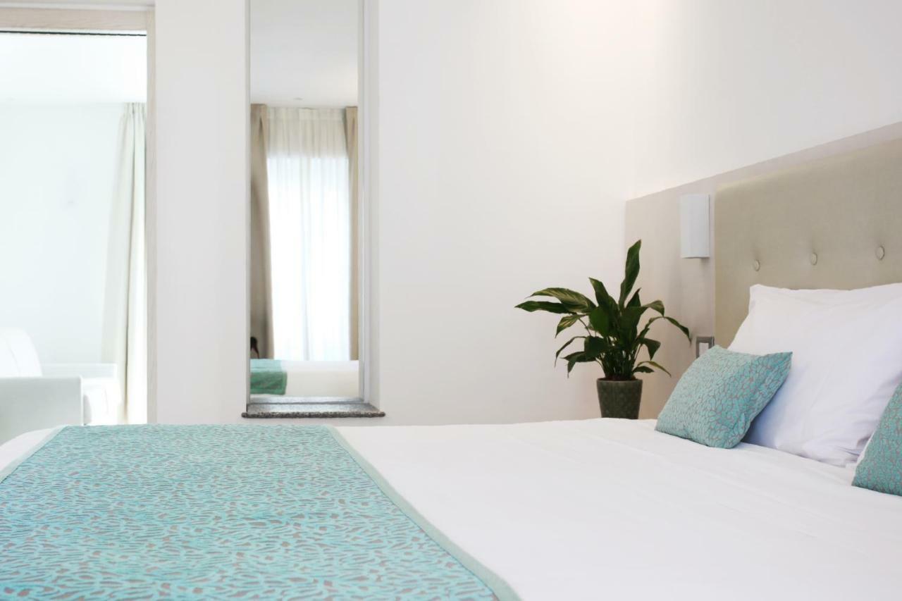 Hotel Ponti Angera Bagian luar foto
